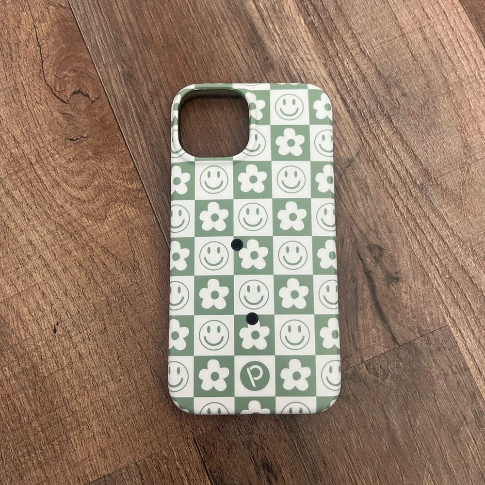 Patterned Green and White Phone Case